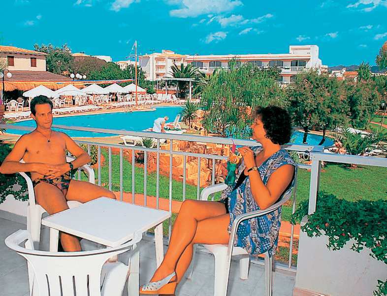 Club Simo Aparthotel